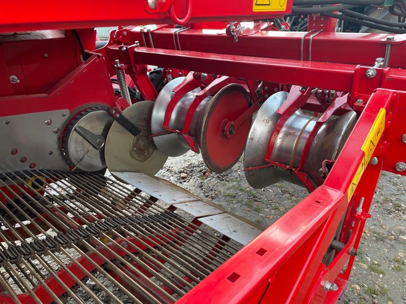 GRIMME SE 260 UB - right