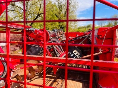 Holmer T4-30  - machinePlate