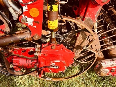 Holmer T4-30 - detail