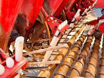 GRIMME REXOR 6200 - detail