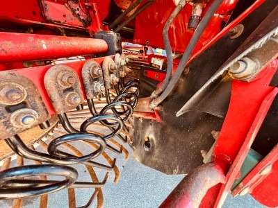 GRIMME REXOR 6200 - detail