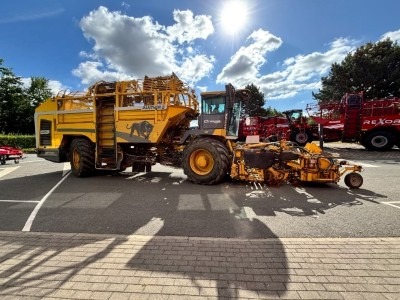 Ropa PANTHER 2 - front