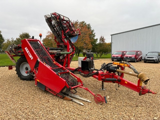 ASA-Lift ASA-Lift TK1000E Single Row Trailed Cabbage Harvester - detail
