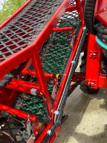 ASA-Lift ASA Lift TC1010E Single Row Trailed Cabbage Harvester - detail