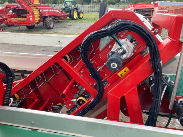 ASA-Lift ASA Lift TC1010E Single Row Trailed Cabbage Harvester - detail