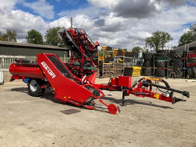 ASA-Lift ASA Lift TC1010E Single Row Trailed Cabbage Harvester - back