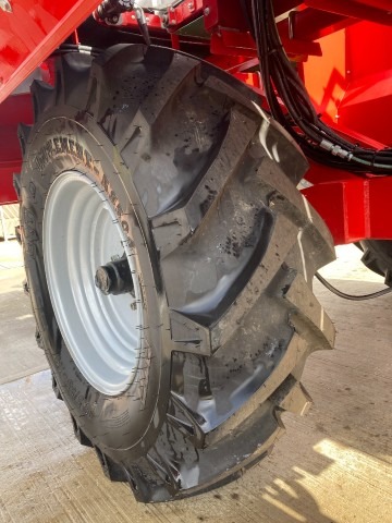 ASA-Lift ASA Lift TC1010E Single Row Trailed Cabbage Harvester - detail