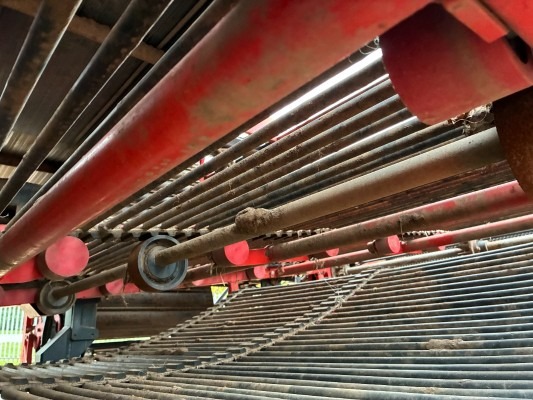 Dewulf / Miedema DeWulf, RA3060, 2 Row, Self-Propelled Potato Harvester - detail