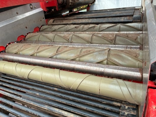 Dewulf / Miedema DeWulf, RA3060, 2 Row, Self-Propelled Potato Harvester - detail