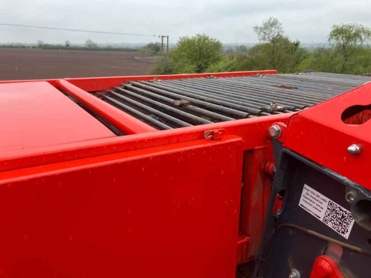 Dewulf / Miedema DeWulf, RA3060, 2 Row, Self-Propelled Potato Harvester - detail