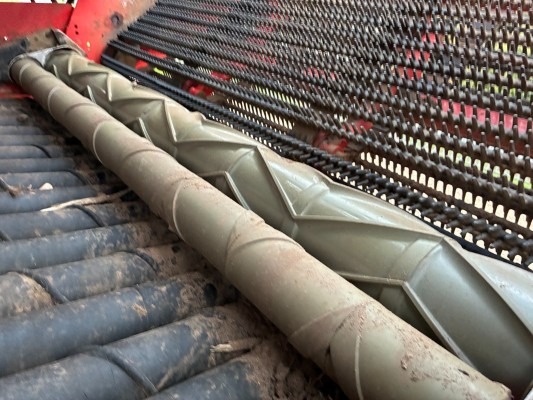 Dewulf / Miedema DeWulf, RA3060, 2 Row, Self-Propelled Potato Harvester - detail