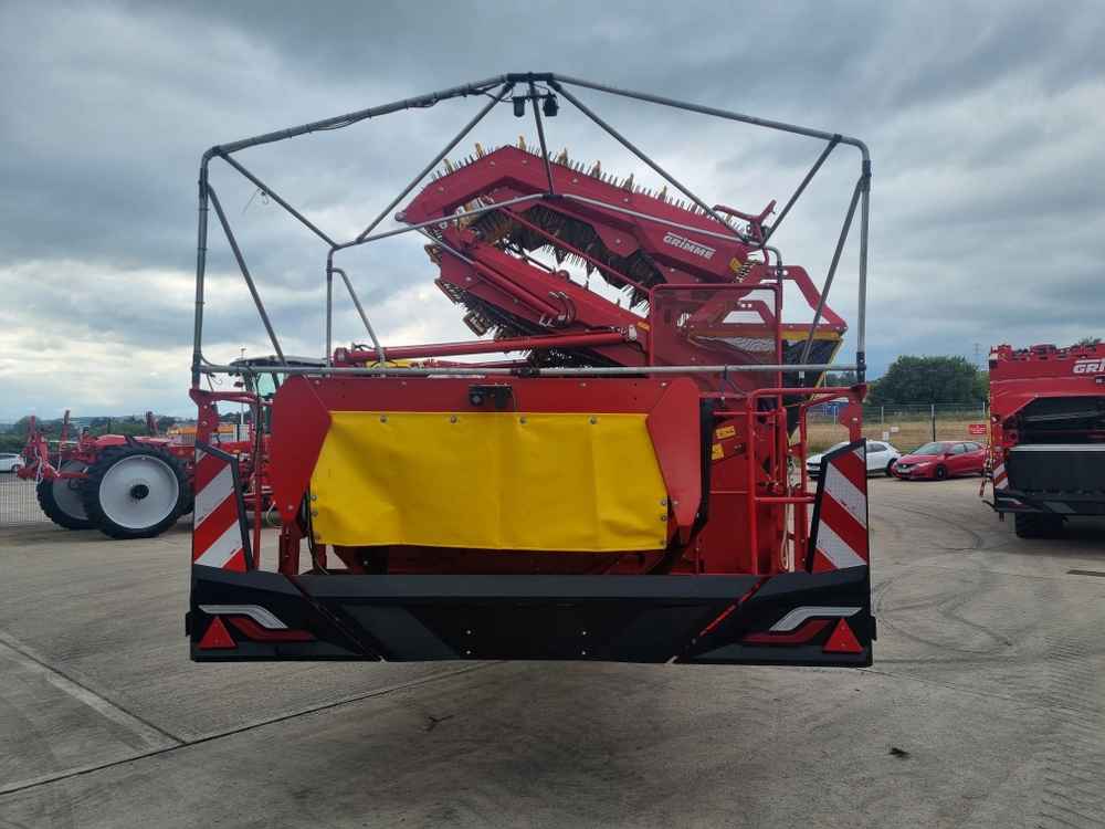GRIMME Grimme Select 200 2 Row Trailed Potato Harvester - back