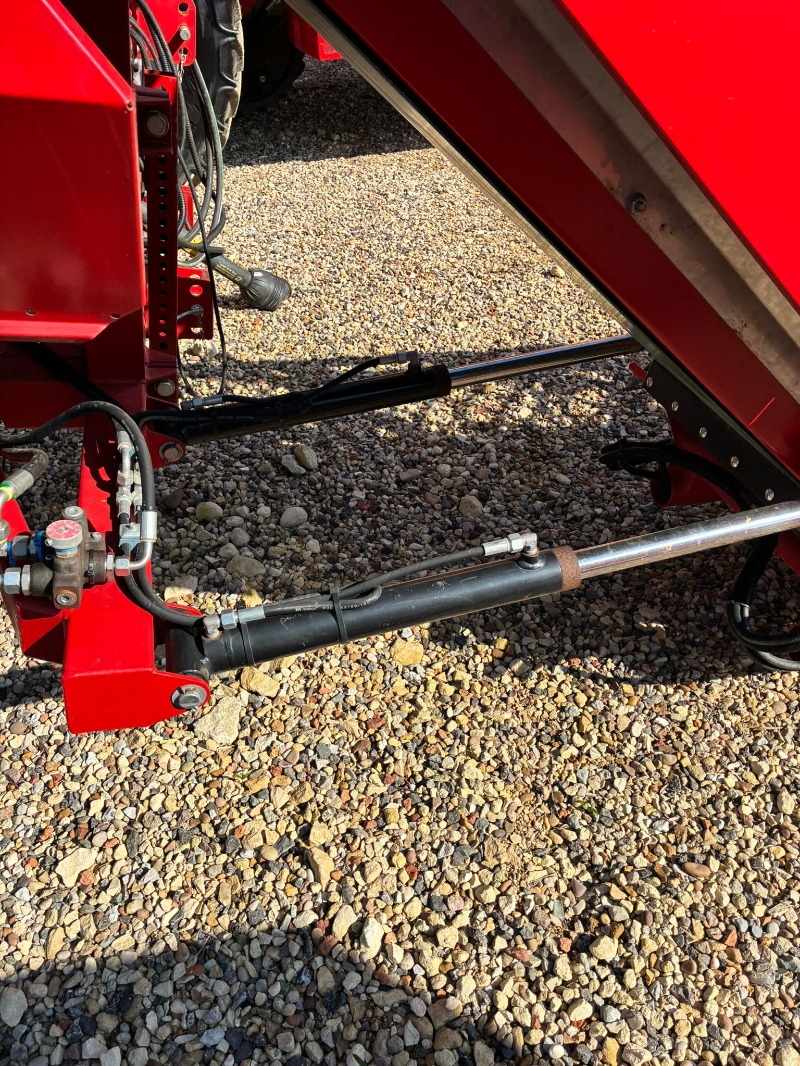 ASA-Lift ASA-Lift MC1010E Single Row Mounted Cabbage Harvester - detail