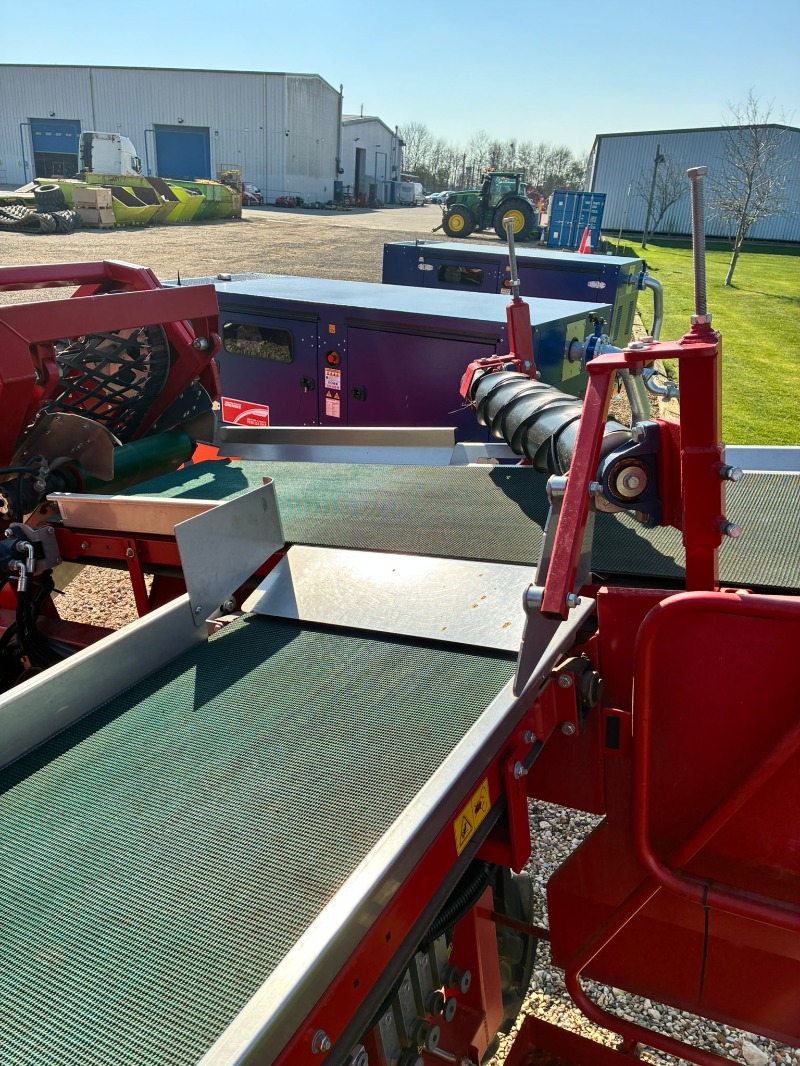 ASA-Lift ASA-Lift MC1010E Single Row Mounted Cabbage Harvester - detail