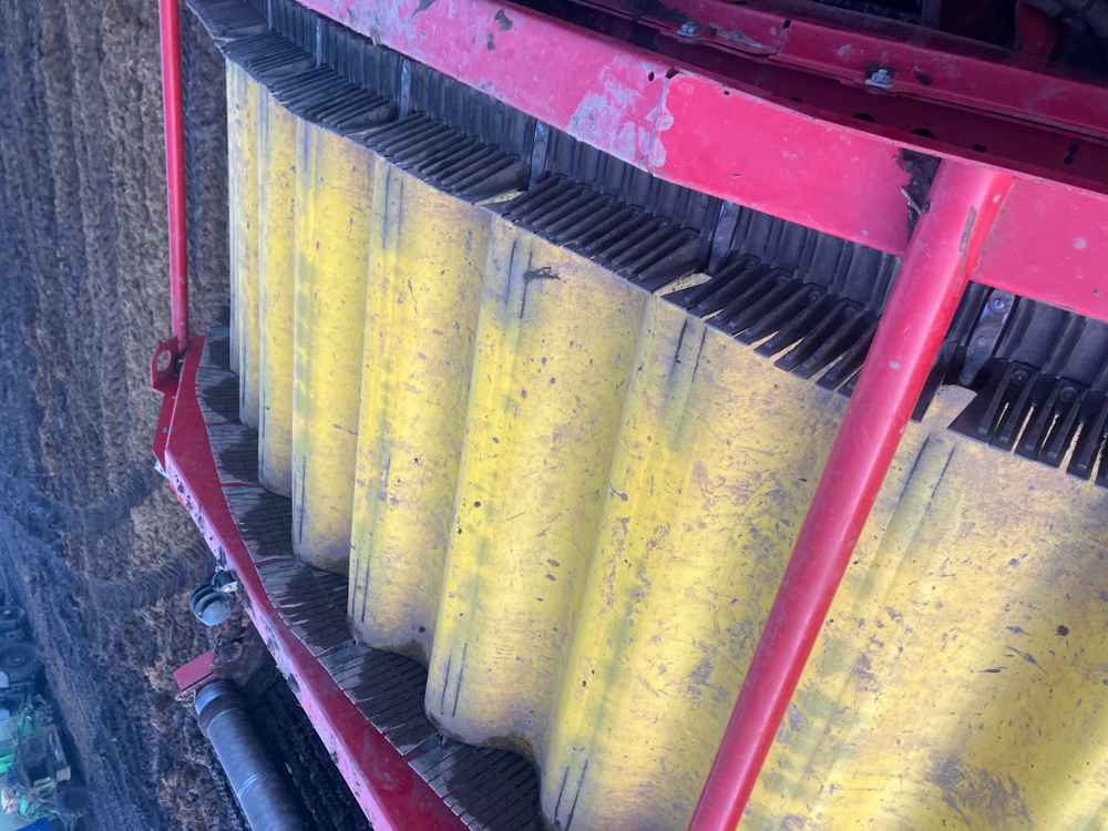 GRIMME Grimme Varitron 270 Platinum TT, Self-Propelled, Carrot Harvester - detail