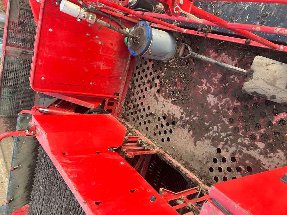 GRIMME Grimme Varitron 270 Platinum TT, Self-Propelled, Carrot Harvester - detail