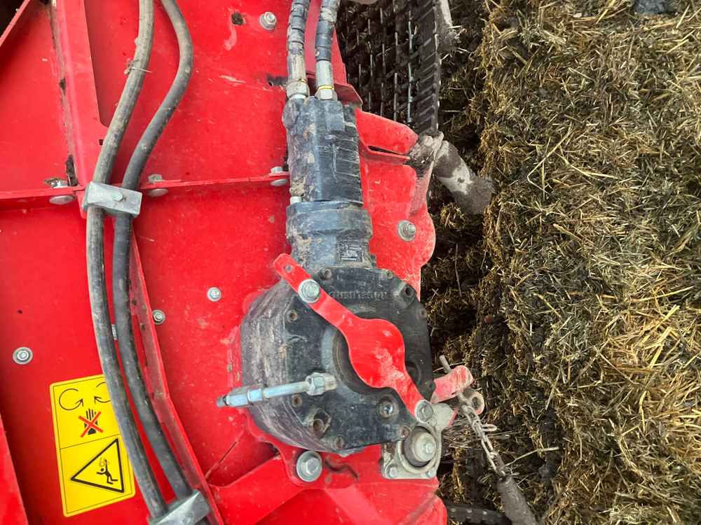 GRIMME Grimme Varitron 270 Platinum TT, Self-Propelled, Carrot Harvester - detail