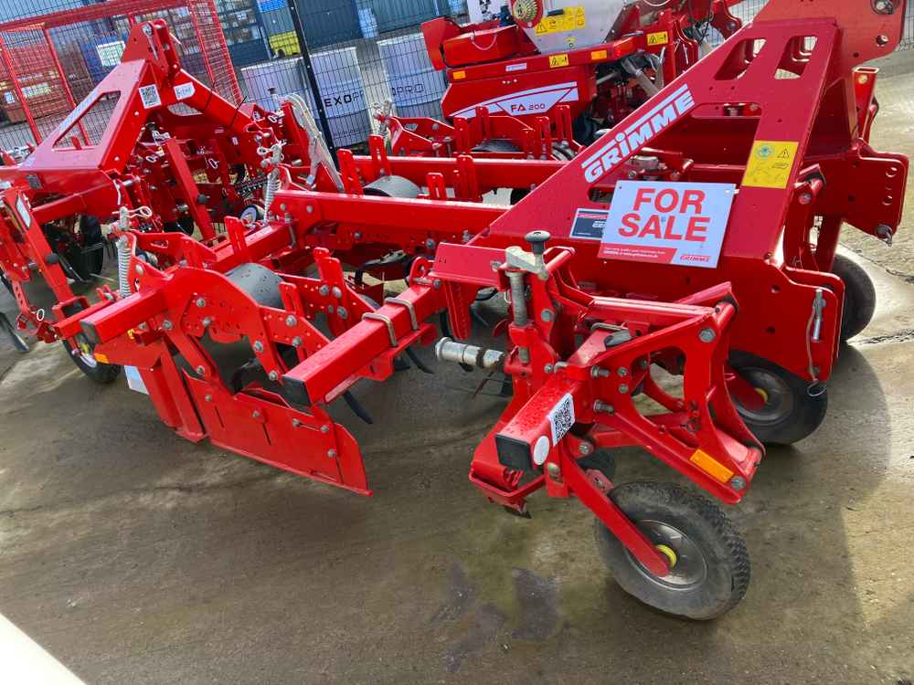 GRIMME Grimme GH2, Weeder, Row Re-Former - overview