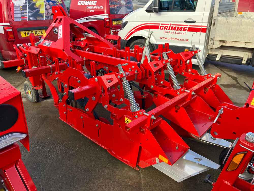 GRIMME Grimme GH2, Weeder, Row Re-Former - back