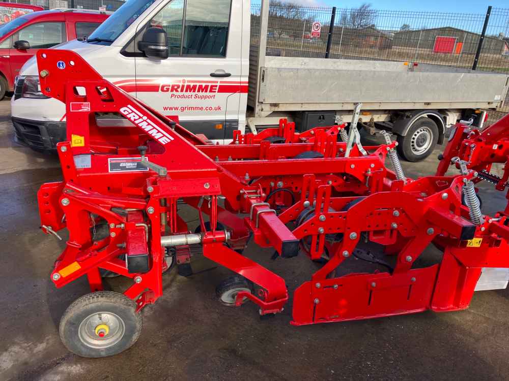 GRIMME Grimme GH2, Weeder, Row Re-Former - machinePlate