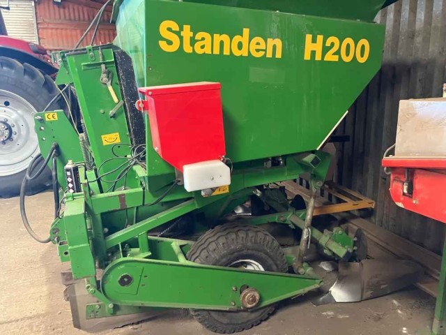 Standen Standen BB2/H200, 2 Row, Mounted, Cup, Potato Planter - detail