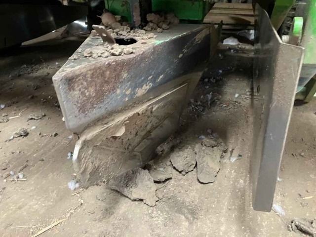 Standen Standen BB2/H200, 2 Row, Mounted, Cup, Potato Planter - machinePlate