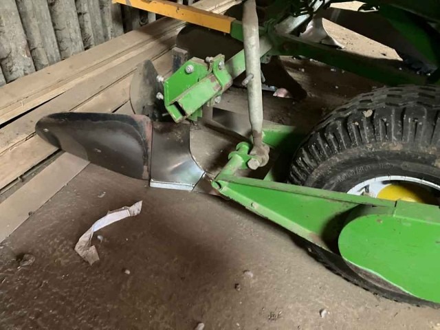 Standen Standen BB2/H200, 2 Row, Mounted, Cup, Potato Planter - detail