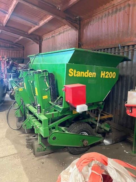 Standen Standen BB2/H200, 2 Row, Mounted, Cup, Potato Planter - detail