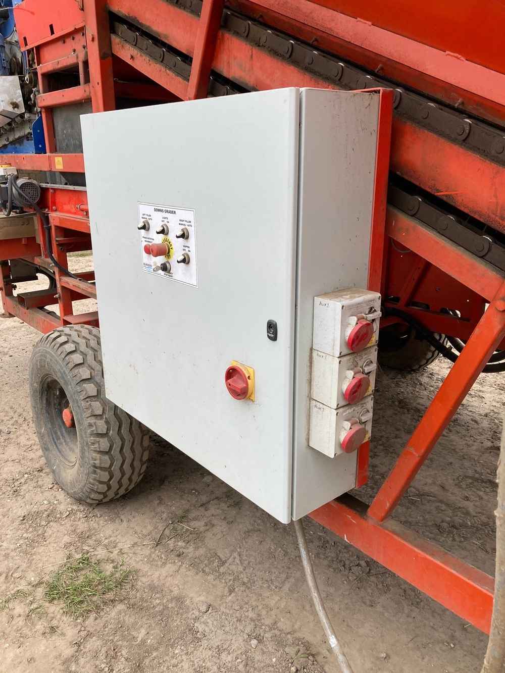 Downs Downs DG 6FT Potato Grader, With Scotts Unit - detail