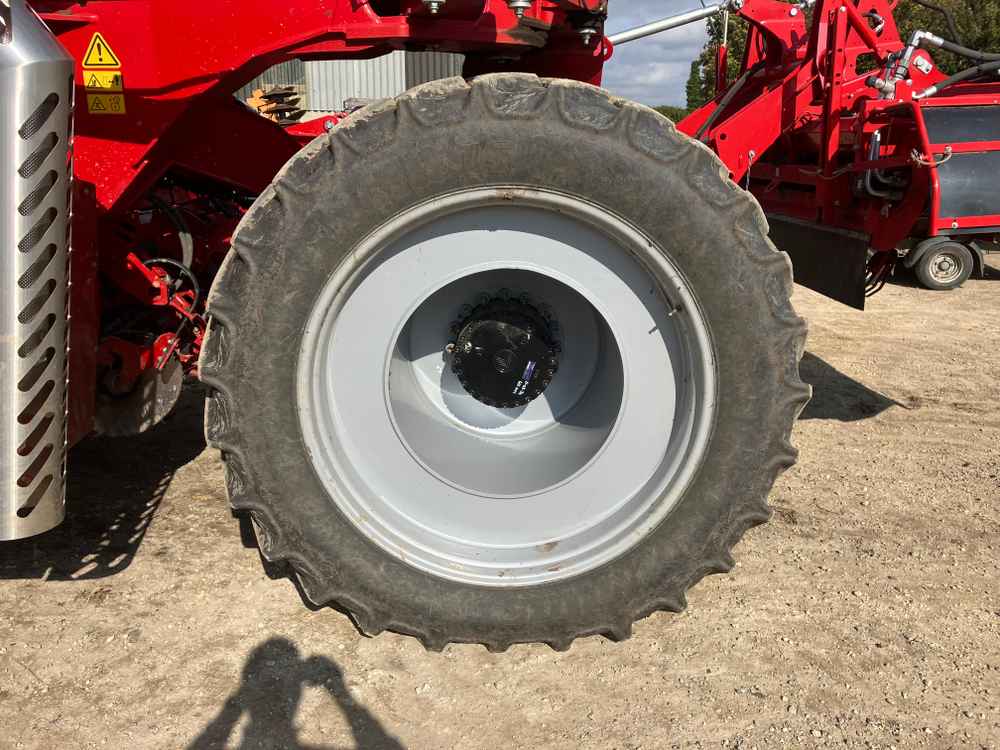 GRIMME Varitron 270 PL TT, 2 Row, Self-Propelled potato Harvester - detail