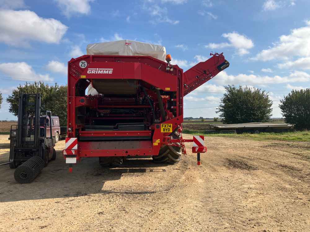 GRIMME Varitron 270 PL TT, 2 Row, Self-Propelled potato Harvester - back