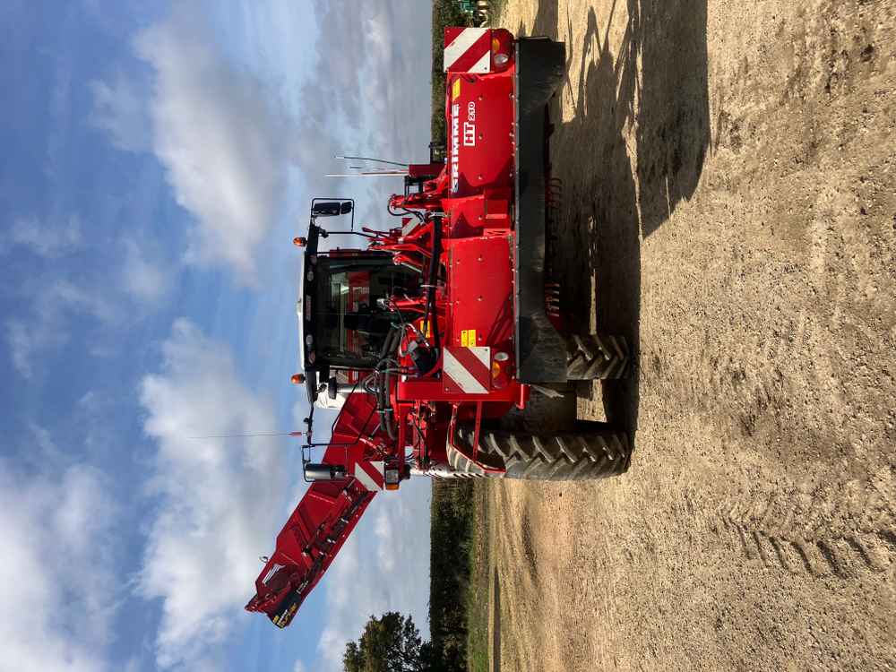GRIMME Varitron 270 PL TT, 2 Row, Self-Propelled potato Harvester - front