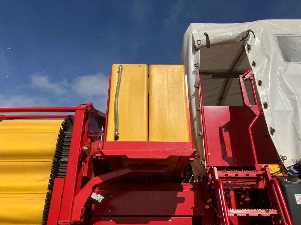 GRIMME Varitron 270 PL TT, 2 Row, Self-Propelled potato Harvester - detail