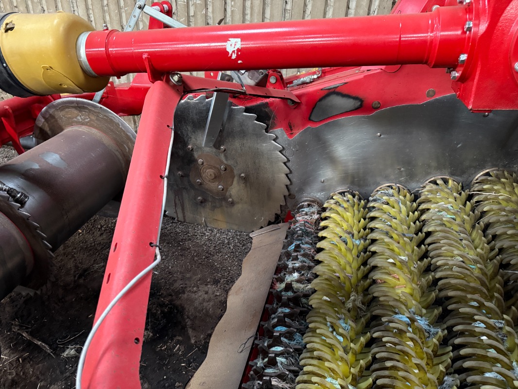 GRIMME CS 170 RotaPower - left