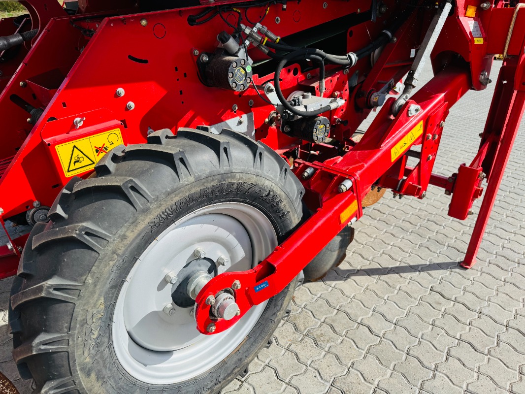 GRIMME GB-215 - detail