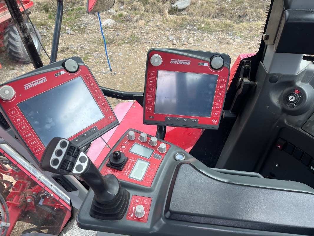 GRIMME MAXTRON 620 II - machinePlate
