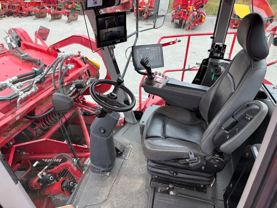 GRIMME VENTOR 4150 ClodSep - right