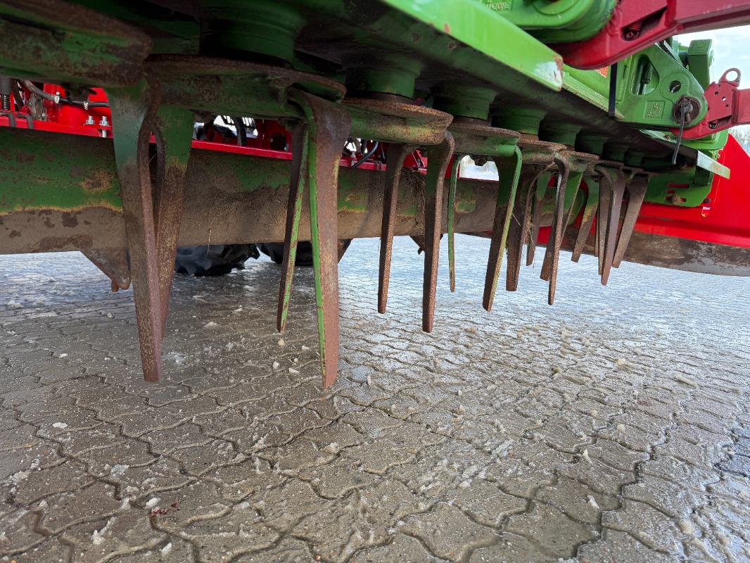 GRIMME GL 430 - machinePlate