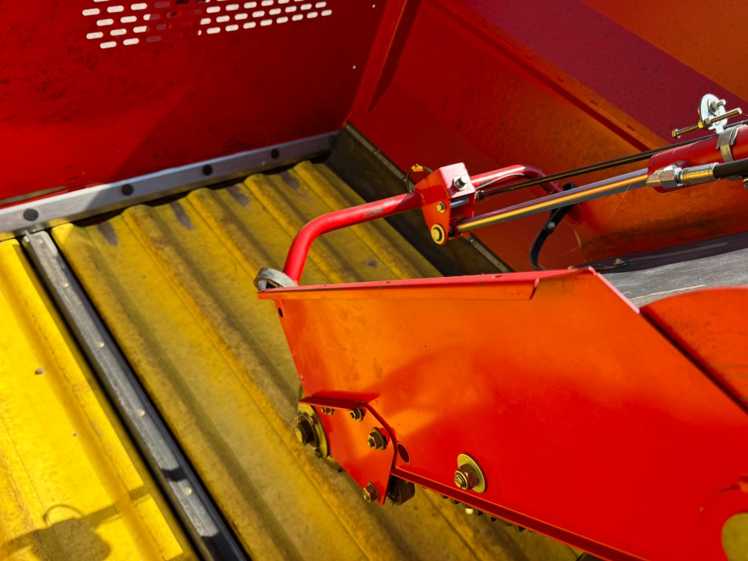 GRIMME SE 140-UB - detail