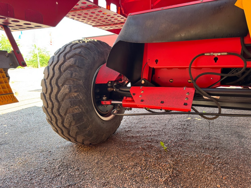 GRIMME SE 140-UB - detail