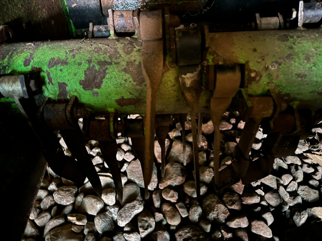 AVR Rafale Butterfly - detail