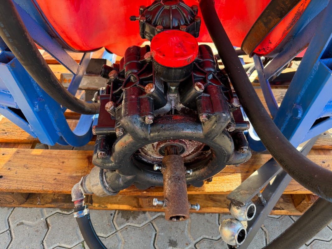 Kverneland UN-3300 - detail