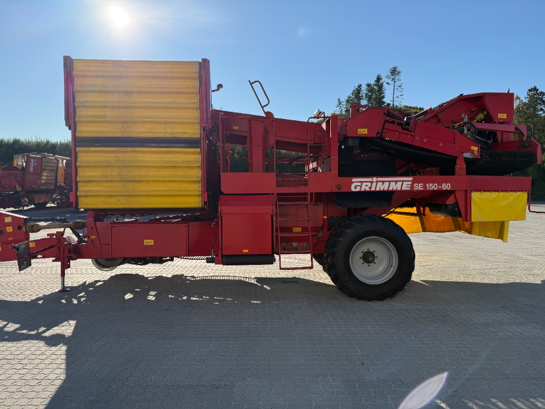 GRIMME SE-150-60-NB - left