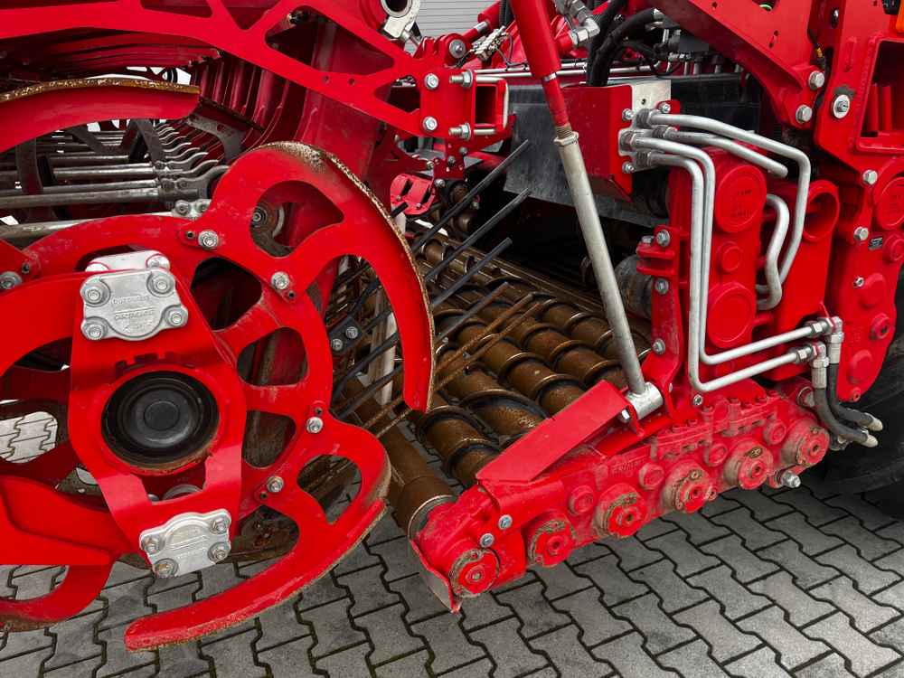 GRIMME REXOR 6300 Platinum - detail
