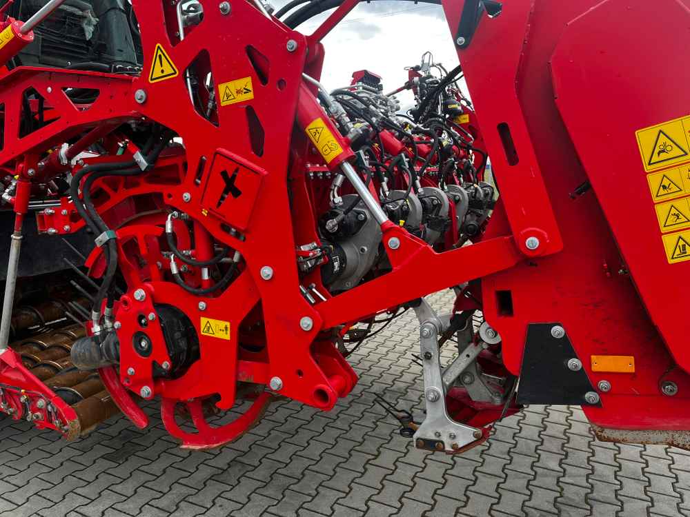 GRIMME REXOR 6300 Platinum - detail