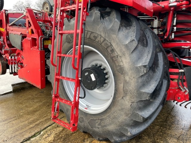 GRIMME REXOR 6300 Platinum - detail