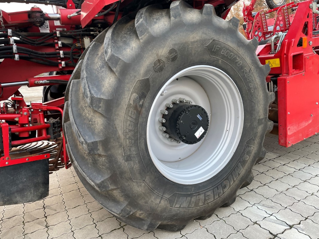 GRIMME REXOR 6300 Platinum - detail