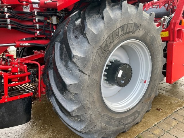 GRIMME REXOR 6300 Platinum - detail
