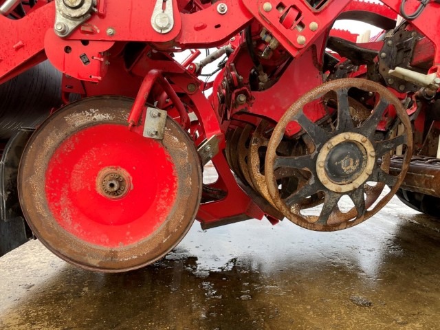 GRIMME REXOR 6300 Platinum - detail