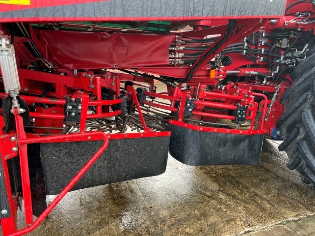 GRIMME REXOR 6300 Platinum - detail